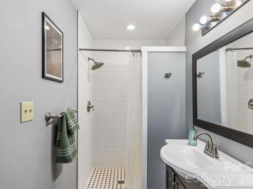 276 State Street, Asheville, NC 28806.  MLS# CAR4408839, YatesRealty ID 42253. 