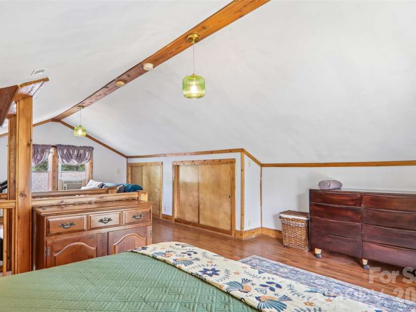 276 State Street, Asheville, NC 28806.  MLS# CAR4408839, YatesRealty ID 42253. 