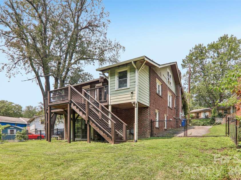 276 State Street, Asheville, NC 28806.  MLS# CAR4408839, YatesRealty ID 42253. 