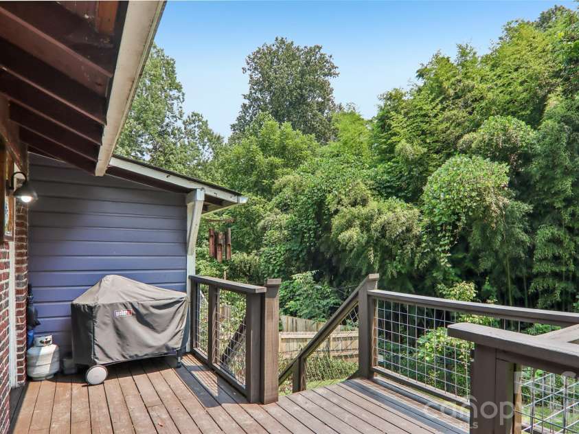 276 State Street, Asheville, NC 28806.  MLS# CAR4408839, YatesRealty ID 42253. 