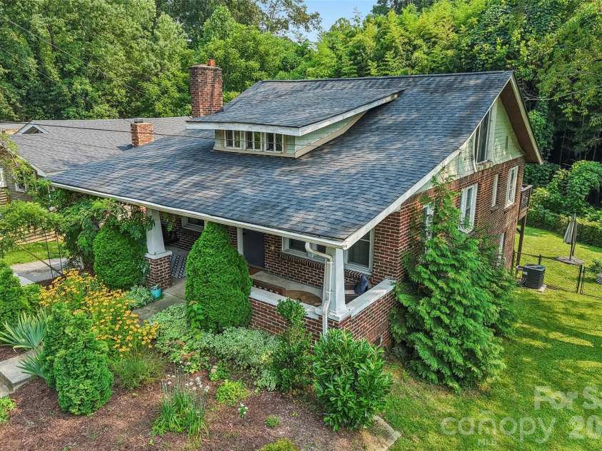 276 State Street, Asheville, NC 28806.  MLS# CAR4408839, YatesRealty ID 42253. 