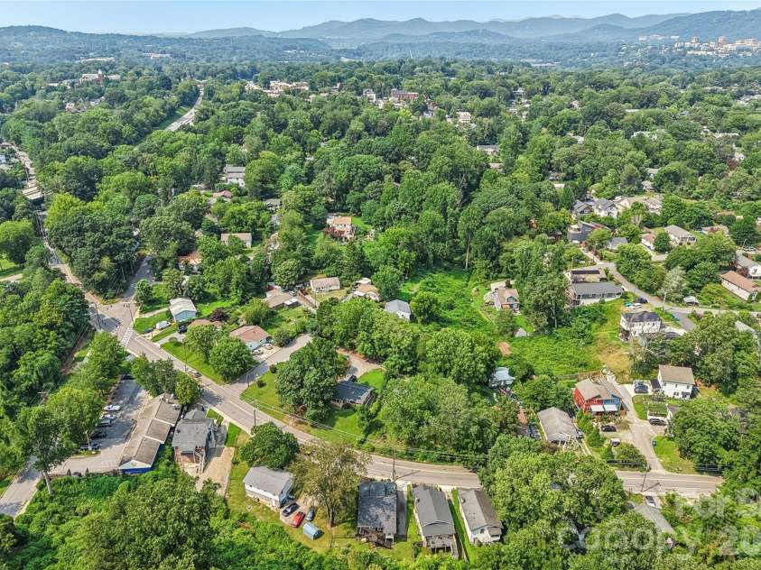 276 State Street, Asheville, NC 28806.  MLS# CAR4408839, YatesRealty ID 42253. 