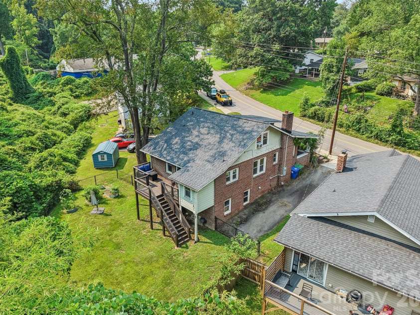 276 State Street, Asheville, NC 28806.  MLS# CAR4408839, YatesRealty ID 42253. 
