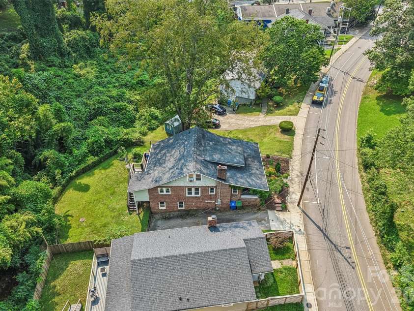 276 State Street, Asheville, NC 28806.  MLS# CAR4408839, YatesRealty ID 42253. 