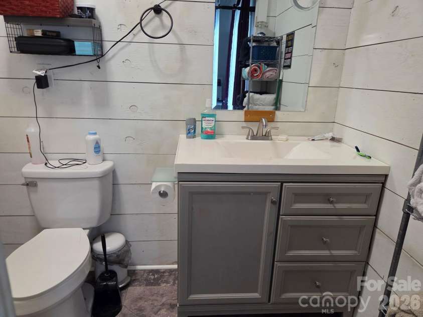 202 McConnell Street, Clover, SC 29710.  MLS# CAR4408227, YatesRealty ID 42255. 