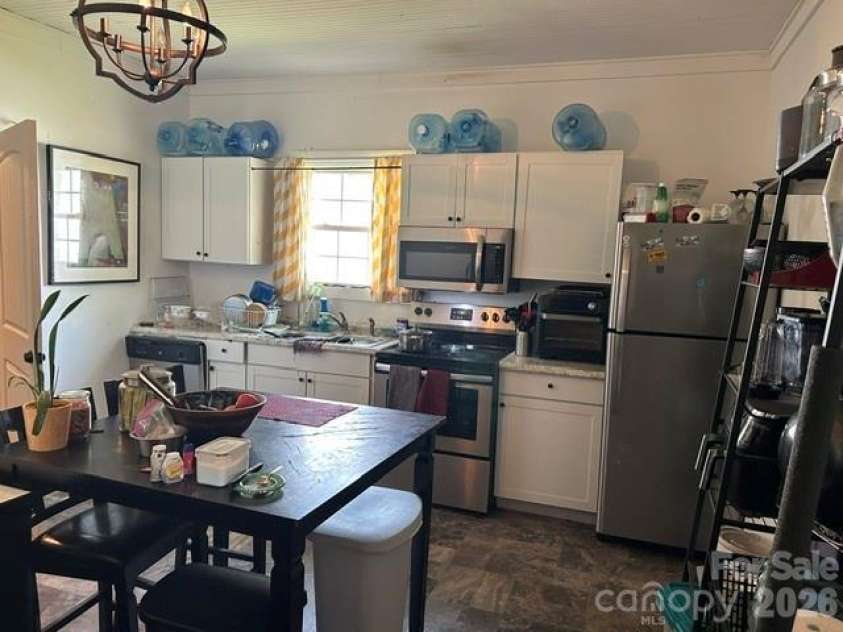 202 McConnell Street, Clover, SC 29710.  MLS# CAR4408227, YatesRealty ID 42255. 