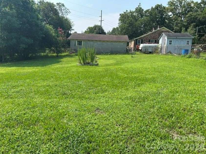 202 McConnell Street, Clover, SC 29710.  MLS# CAR4408227, YatesRealty ID 42255. 