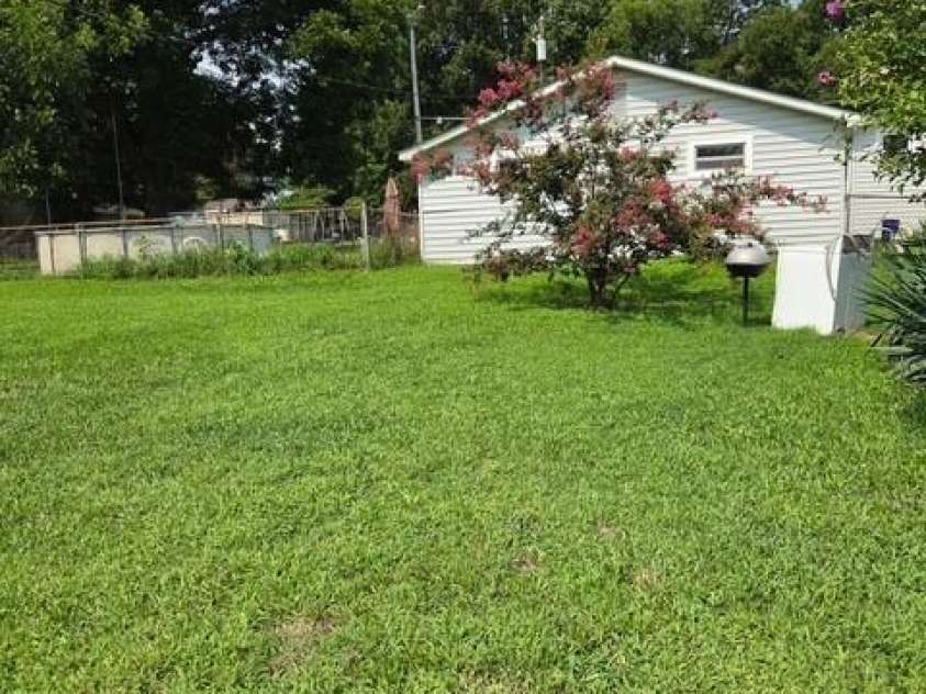 202 McConnell Street, Clover, SC 29710.  MLS# CAR4408227, YatesRealty ID 42255. 