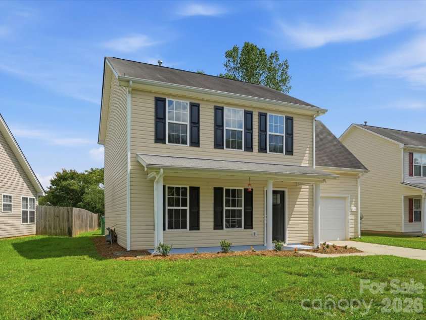 908 Lakehill Road, Charlotte, NC 28214.  MLS# CAR4407868, YatesRealty ID 42256. 