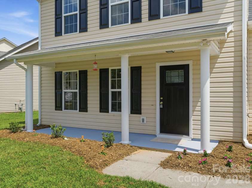 908 Lakehill Road, Charlotte, NC 28214.  MLS# CAR4407868, YatesRealty ID 42256. 