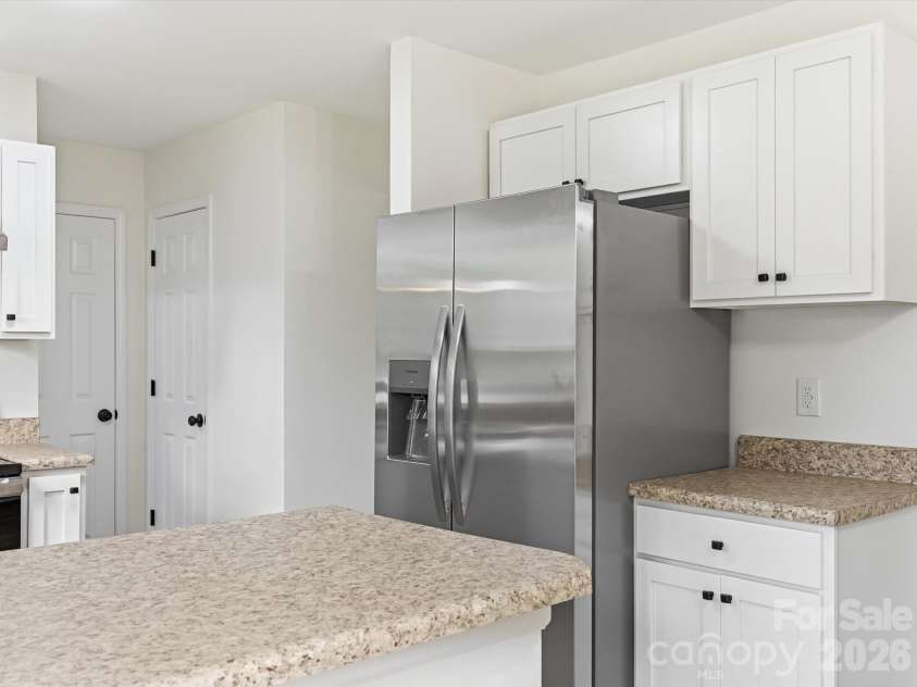 908 Lakehill Road, Charlotte, NC 28214.  MLS# CAR4407868, YatesRealty ID 42256. 