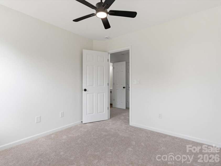 908 Lakehill Road, Charlotte, NC 28214.  MLS# CAR4407868, YatesRealty ID 42256. 