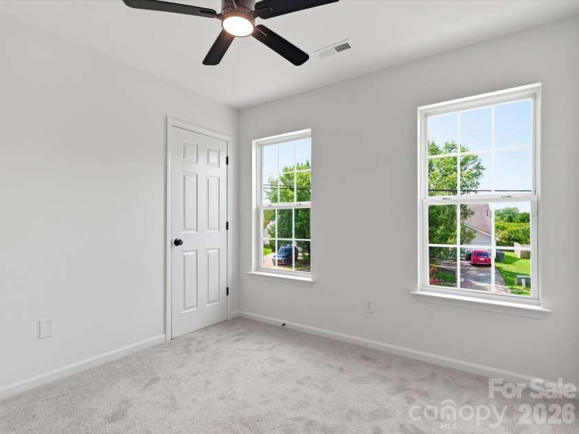 908 Lakehill Road, Charlotte, NC 28214.  MLS# CAR4407868, YatesRealty ID 42256. 