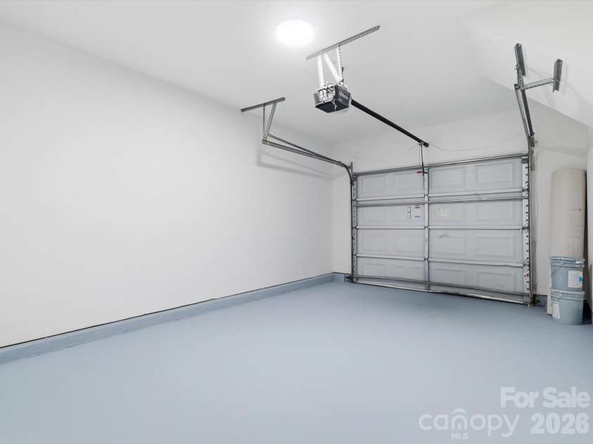 908 Lakehill Road, Charlotte, NC 28214.  MLS# CAR4407868, YatesRealty ID 42256. 