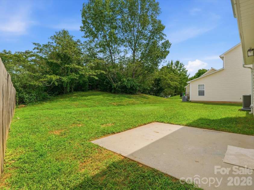 908 Lakehill Road, Charlotte, NC 28214.  MLS# CAR4407868, YatesRealty ID 42256. 