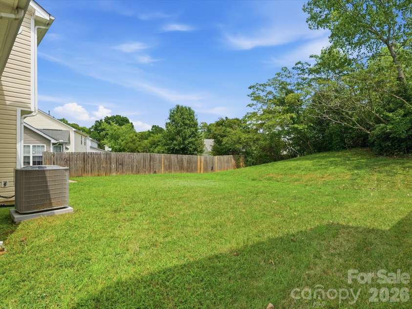 908 Lakehill Road, Charlotte, NC 28214.  MLS# CAR4407868, YatesRealty ID 42256. 