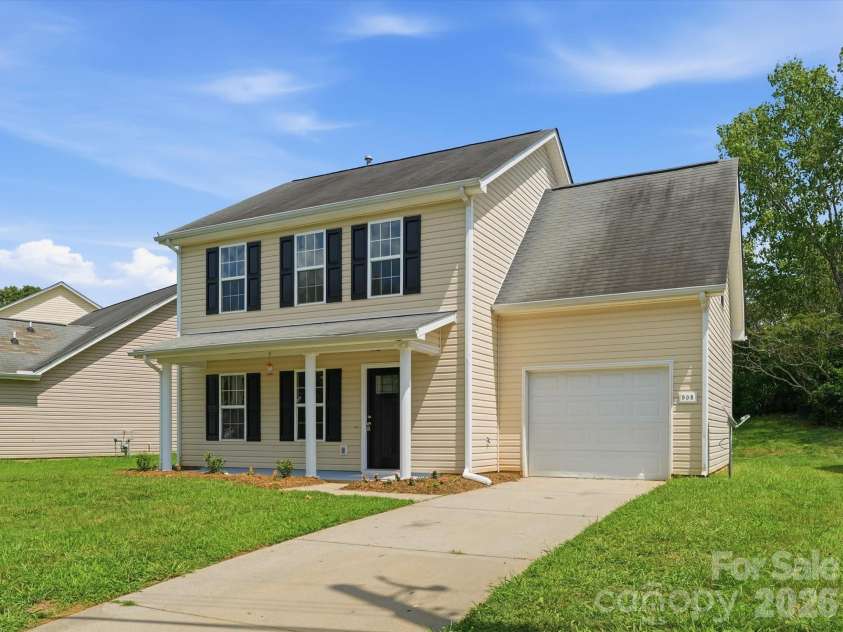 908 Lakehill Road, Charlotte, NC 28214.  MLS# CAR4407868, YatesRealty ID 42256. 