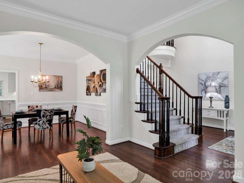 5320 Shannamara Drive, Matthews, NC 28104.  MLS# CAR4411353, YatesRealty ID 42257. 