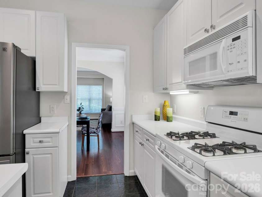 5320 Shannamara Drive, Matthews, NC 28104.  MLS# CAR4411353, YatesRealty ID 42257. 