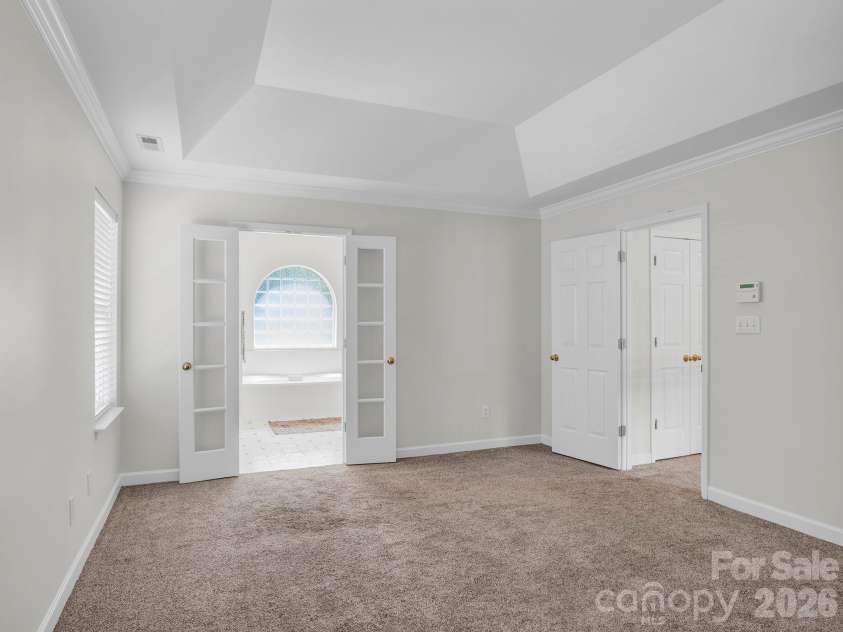 5320 Shannamara Drive, Matthews, NC 28104.  MLS# CAR4411353, YatesRealty ID 42257. 