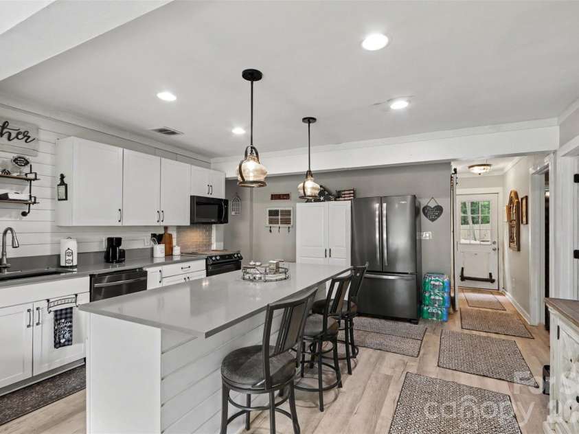 225 Old Friendship Road, Rock Hill, SC 29730.  MLS# CAR4405861, YatesRealty ID 42259. 