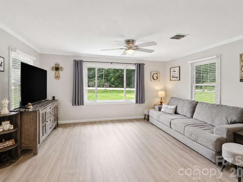 225 Old Friendship Road, Rock Hill, SC 29730.  MLS# CAR4405861, YatesRealty ID 42259. 