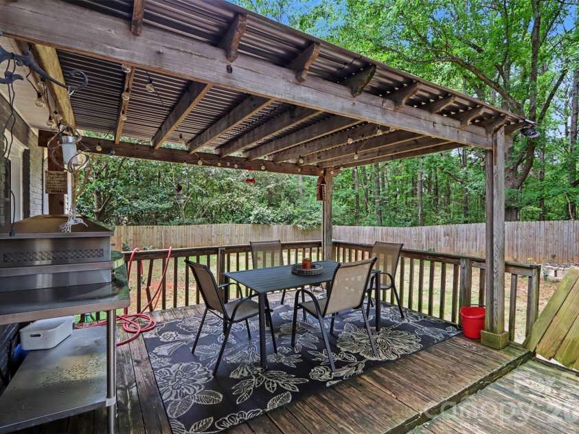 225 Old Friendship Road, Rock Hill, SC 29730.  MLS# CAR4405861, YatesRealty ID 42259. 