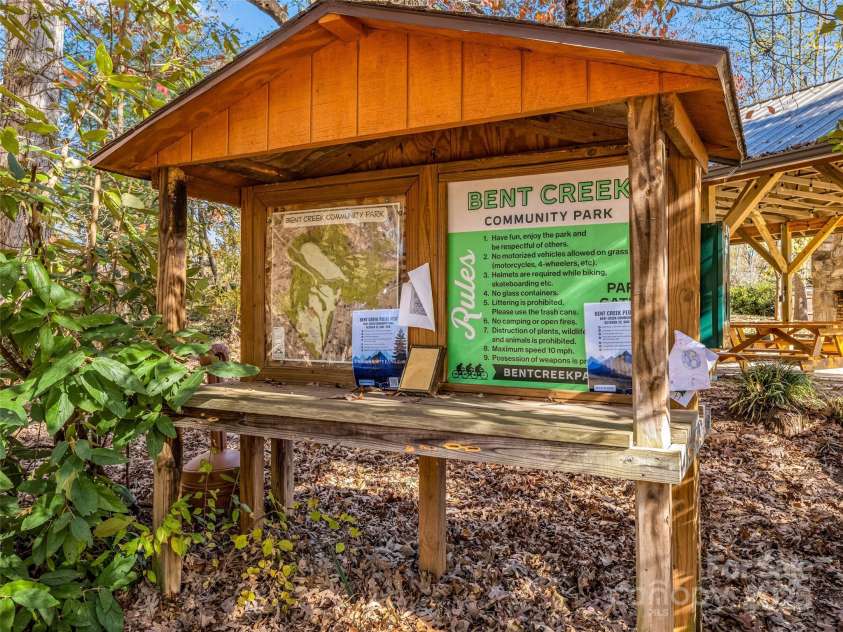101 Bent Creek Ranch Road, Asheville, NC 28806.  MLS# CAR4318923, YatesRealty ID 4226. Community park
