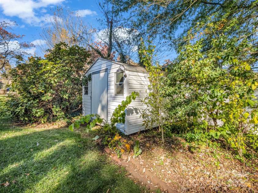 101 Bent Creek Ranch Road, Asheville, NC 28806.  MLS# CAR4318923, YatesRealty ID 4226. Second storage shed / utility building