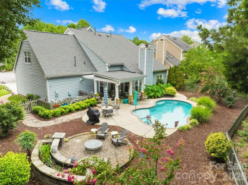 1363 Yorkshire Place, Concord, NC 28027.  MLS# CAR4403904, YatesRealty ID 42261. 