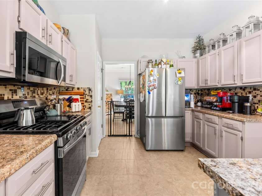 1363 Yorkshire Place, Concord, NC 28027.  MLS# CAR4403904, YatesRealty ID 42261. 