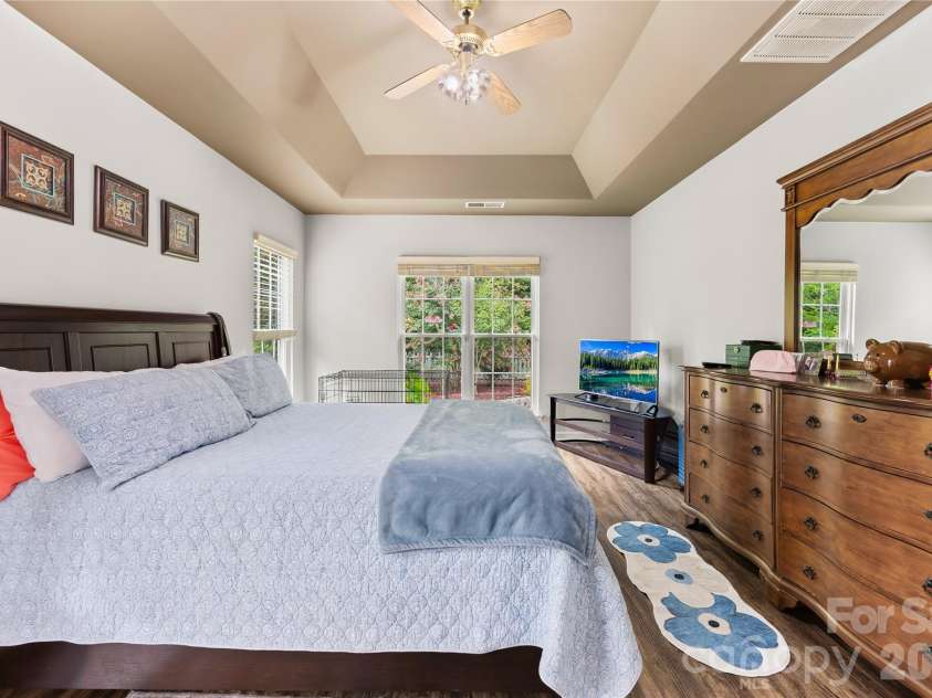 1363 Yorkshire Place, Concord, NC 28027.  MLS# CAR4403904, YatesRealty ID 42261. 