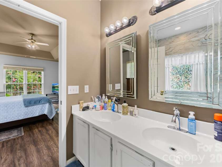 1363 Yorkshire Place, Concord, NC 28027.  MLS# CAR4403904, YatesRealty ID 42261. 