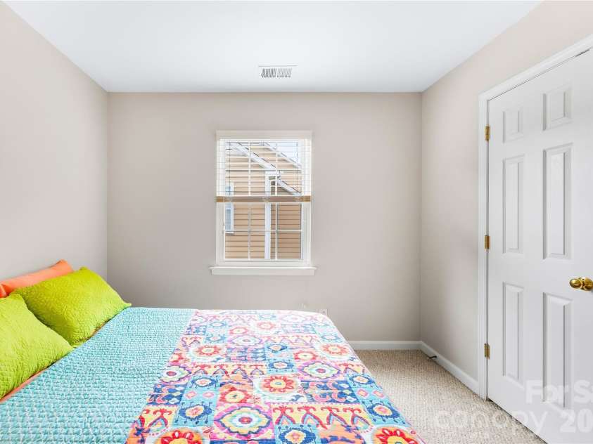 1363 Yorkshire Place, Concord, NC 28027.  MLS# CAR4403904, YatesRealty ID 42261. 