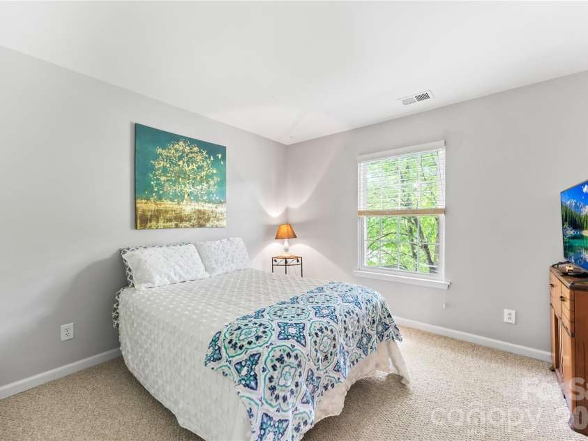 1363 Yorkshire Place, Concord, NC 28027.  MLS# CAR4403904, YatesRealty ID 42261. 
