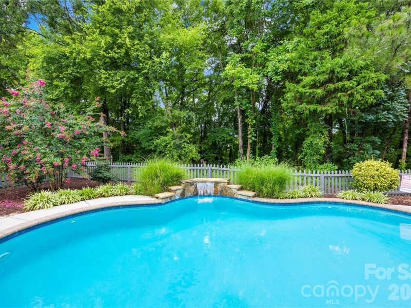 1363 Yorkshire Place, Concord, NC 28027.  MLS# CAR4403904, YatesRealty ID 42261. 