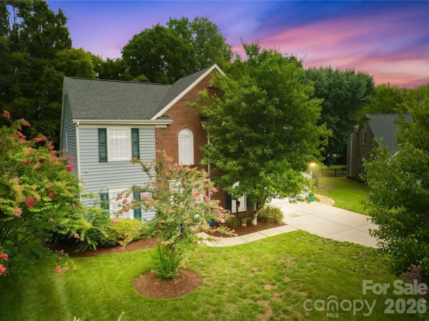 1363 Yorkshire Place, Concord, NC 28027.  MLS# CAR4403904, YatesRealty ID 42261. Digitally Enhanced