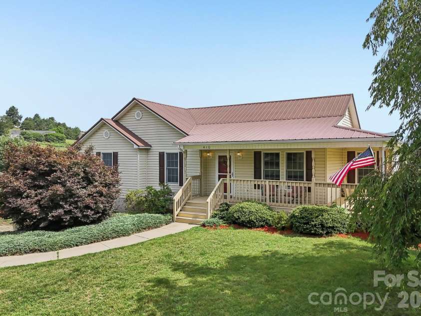 410 Crawford Road, Waynesville, NC 28786.  MLS# CAR4408505, YatesRealty ID 42262. 