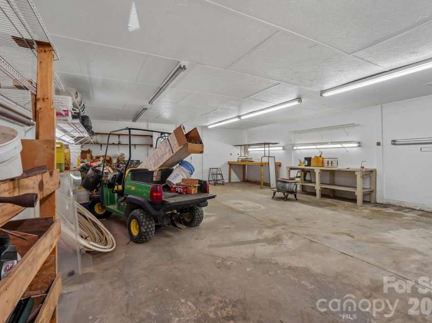 410 Crawford Road, Waynesville, NC 28786.  MLS# CAR4408505, YatesRealty ID 42262. 
