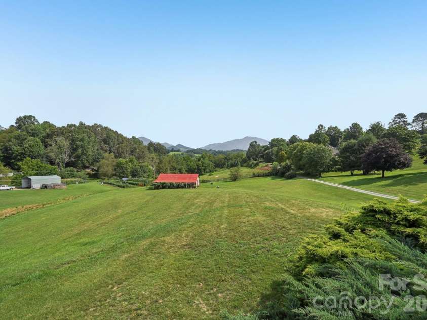 410 Crawford Road, Waynesville, NC 28786.  MLS# CAR4408505, YatesRealty ID 42262. Deck