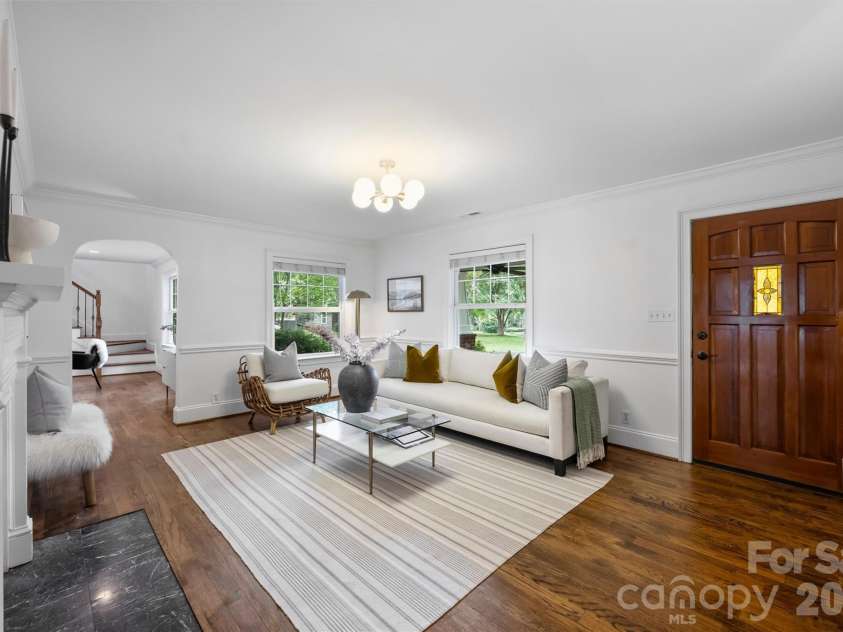 1929 Marguerite Avenue, Charlotte, NC 28205.  MLS# CAR4408690, YatesRealty ID 42265. 