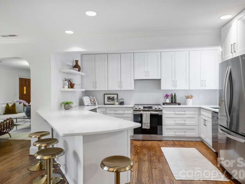 1929 Marguerite Avenue, Charlotte, NC 28205.  MLS# CAR4408690, YatesRealty ID 42265. 