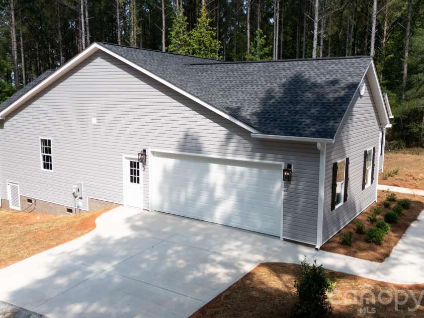 2902 Peden Bridge Road, Chester, SC 29729.  MLS# CAR4404992, YatesRealty ID 42266. 