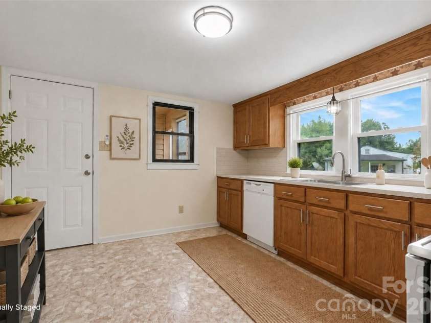 5196 Green Road, Stanley, NC 28164.  MLS# CAR4411421, YatesRealty ID 42267. 