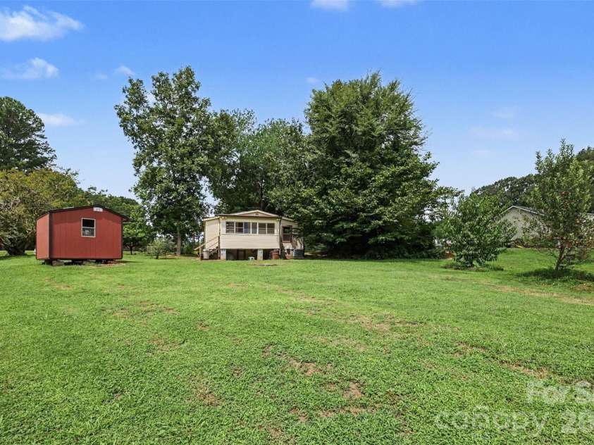 5196 Green Road, Stanley, NC 28164.  MLS# CAR4411421, YatesRealty ID 42267. 
