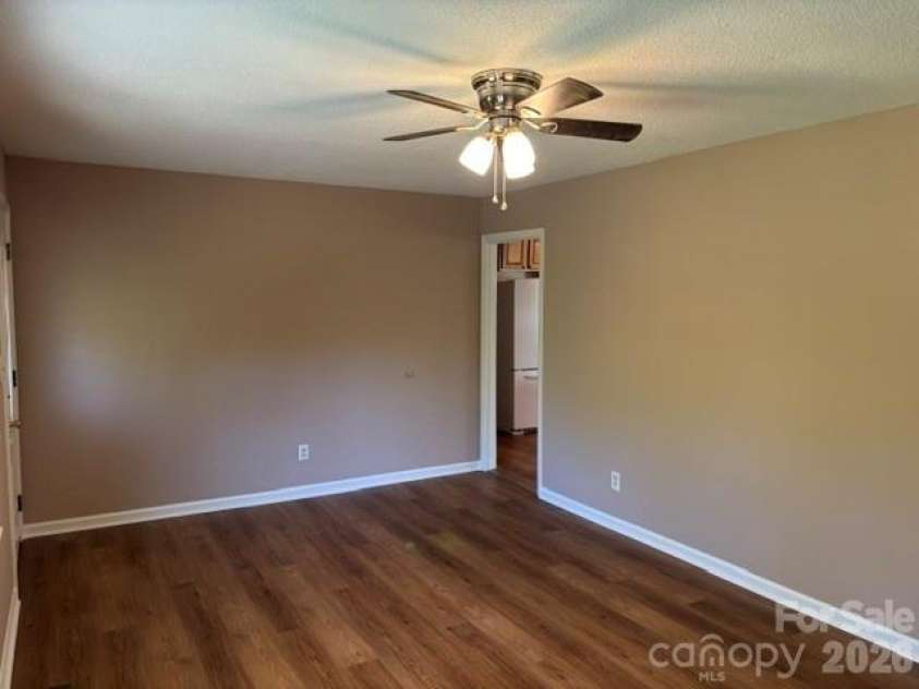 2378 Old Field Road, Gastonia, NC 28056.  MLS# CAR4404072, YatesRealty ID 42268. 
