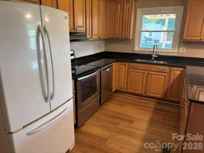2378 Old Field Road, Gastonia, NC 28056.  MLS# CAR4404072, YatesRealty ID 42268. 