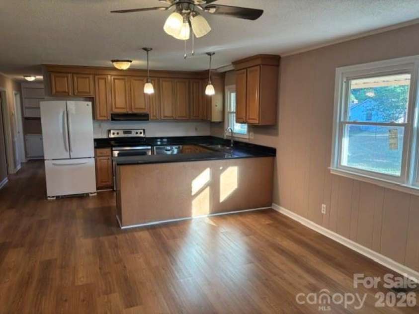 2378 Old Field Road, Gastonia, NC 28056.  MLS# CAR4404072, YatesRealty ID 42268. 