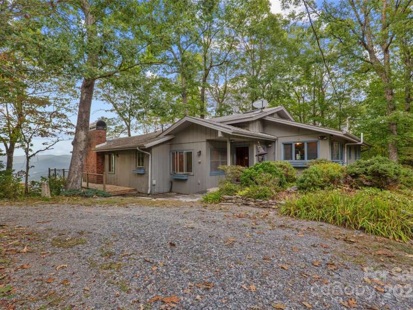 243 Ridgeline Drive, Brevard, NC 28712.  MLS# CAR4313542, YatesRealty ID 4227. Guest Cottage