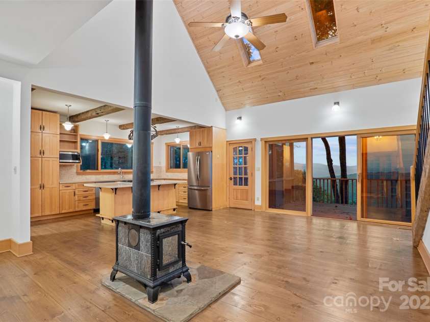 243 Ridgeline Drive, Brevard, NC 28712.  MLS# CAR4313542, YatesRealty ID 4227. Main House Living Area